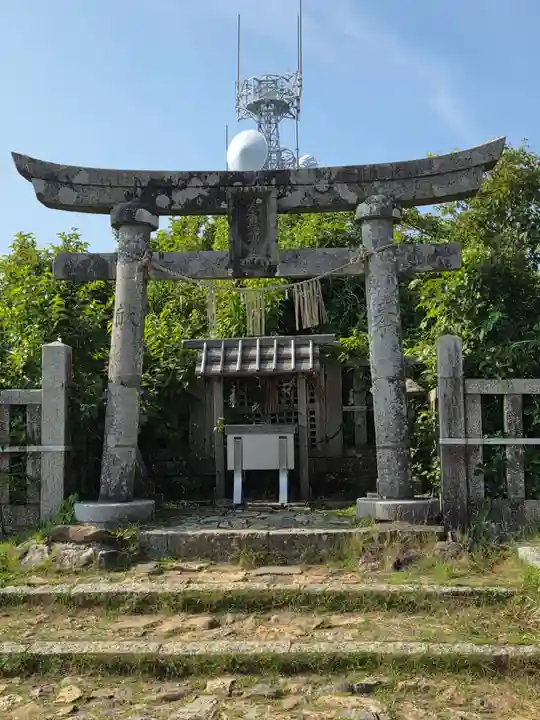 彌彦神社奥宮(御神廟)(新潟県)