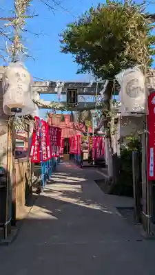 染井稲荷神社の{uncategorized: "未分類", other: "その他", undefined: "問題あり", building: "その他建物", grave: "お墓", sacred_gate: "鳥居", guardian: "狛犬", statue: "像", buddha: "仏像", history: "歴史", nature: "自然", garden: "庭園", animal: "動物", pagoda: "塔", temizu: "手水舎", mountain_gate: "山門・神門", sanctuary: "本殿・本堂", subordinate: "末社・摂社", art: "芸術", scenery: "景色", jizo: "地蔵", ema: "絵馬", goshuin: "御朱印", omikuji: "おみくじ", items: "授与品その他", amulet: "お守り", goshuincho: "御朱印帳", eats: "食事", festival: "お祭り", votive_dance: "神楽", shichigosan: "七五三参", wedding: "結婚式", experience: "体験その他", initially: "初詣", around: "周辺", anti_infection: "感染症対策"}