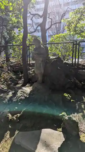 水稲荷神社の像