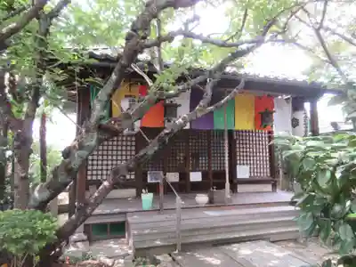 雨宝院の本殿・本堂