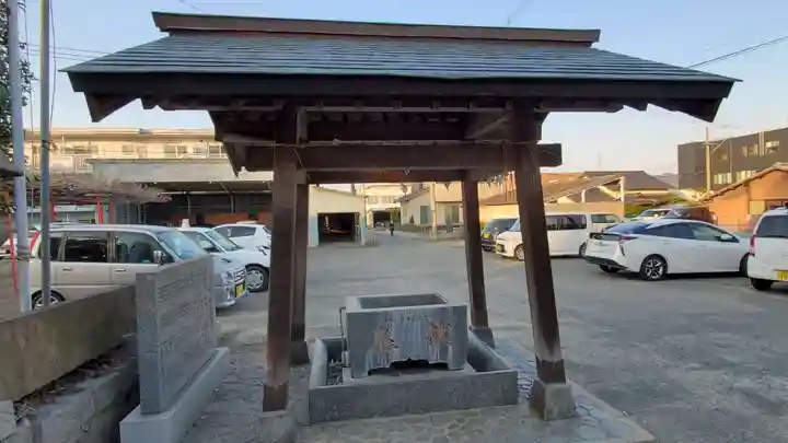 摩利支神社の手水舎