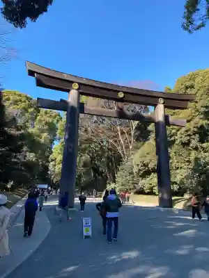 明治神宮の{uncategorized: "未分類", other: "その他", undefined: "問題あり", building: "その他建物", grave: "お墓", sacred_gate: "鳥居", guardian: "狛犬", statue: "像", buddha: "仏像", history: "歴史", nature: "自然", garden: "庭園", animal: "動物", pagoda: "塔", temizu: "手水舎", mountain_gate: "山門・神門", sanctuary: "本殿・本堂", subordinate: "末社・摂社", art: "芸術", scenery: "景色", jizo: "地蔵", ema: "絵馬", goshuin: "御朱印", omikuji: "おみくじ", items: "授与品その他", amulet: "お守り", goshuincho: "御朱印帳", eats: "食事", festival: "お祭り", votive_dance: "神楽", shichigosan: "七五三参", wedding: "結婚式", experience: "体験その他", initially: "初詣", around: "周辺", anti_infection: "感染症対策"}