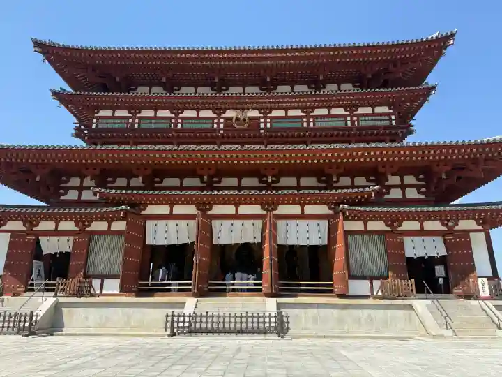 薬師寺の{uncategorized: "未分類", other: "その他", undefined: "問題あり", building: "その他建物", grave: "お墓", sacred_gate: "鳥居", guardian: "狛犬", statue: "像", buddha: "仏像", history: "歴史", nature: "自然", garden: "庭園", animal: "動物", pagoda: "塔", temizu: "手水舎", mountain_gate: "山門・神門", sanctuary: "本殿・本堂", subordinate: "末社・摂社", art: "芸術", scenery: "景色", jizo: "地蔵", ema: "絵馬", goshuin: "御朱印", omikuji: "おみくじ", items: "授与品その他", amulet: "お守り", goshuincho: "御朱印帳", eats: "食事", festival: "お祭り", votive_dance: "神楽", shichigosan: "七五三参", wedding: "結婚式", experience: "体験その他", initially: "初詣", around: "周辺", anti_infection: "感染症対策"}