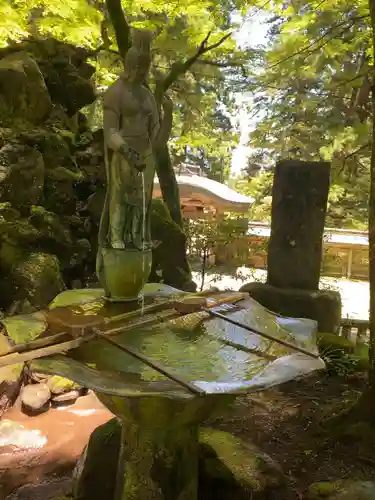 最乗寺（道了尊）の手水舎