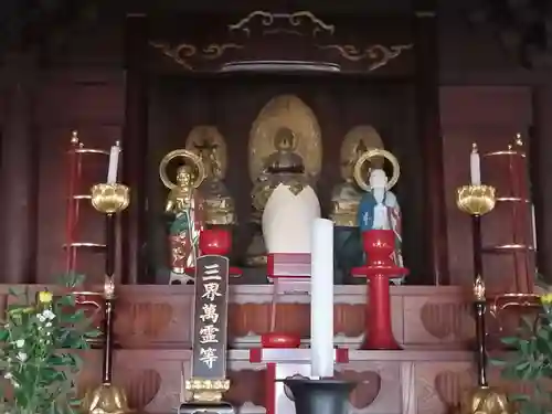 光明山 安徳寺の本殿・本堂