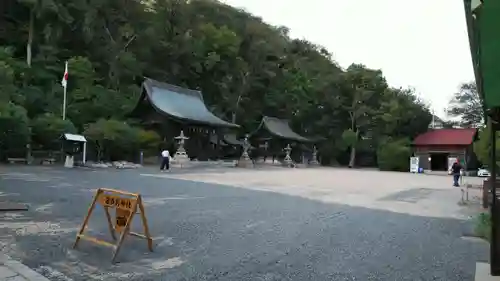 沼名前神社の建物その他