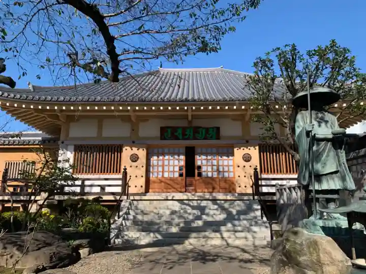 禅定院の本殿・本堂