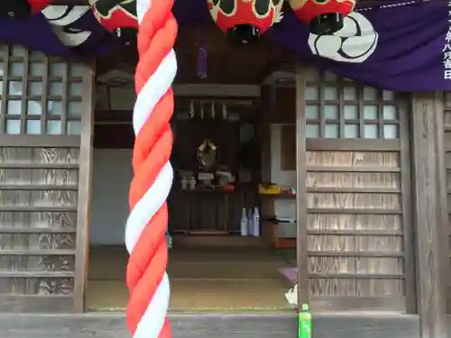 中里熊野神社の本殿