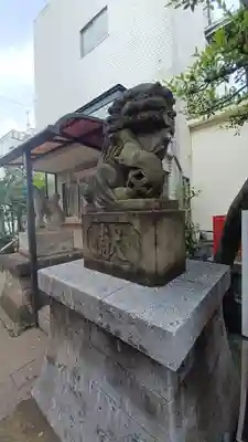 皆中稲荷神社の狛犬