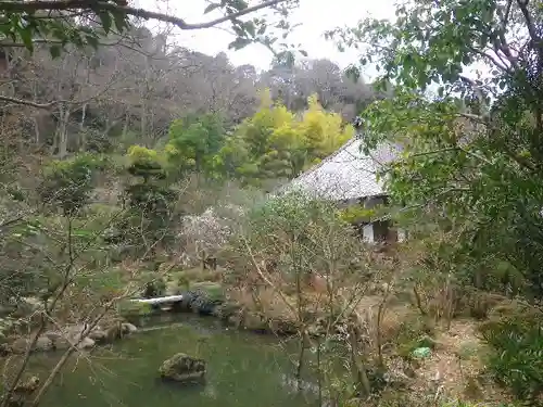 光則寺の庭園