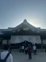 靖國神社の{uncategorized: "未分類", other: "その他", undefined: "問題あり", building: "その他建物", grave: "お墓", sacred_gate: "鳥居", guardian: "狛犬", statue: "像", buddha: "仏像", history: "歴史", nature: "自然", garden: "庭園", animal: "動物", pagoda: "塔", temizu: "手水舎", mountain_gate: "山門・神門", sanctuary: "本殿・本堂", subordinate: "末社・摂社", art: "芸術", scenery: "景色", jizo: "地蔵", ema: "絵馬", goshuin: "御朱印", omikuji: "おみくじ", items: "授与品その他", amulet: "お守り", goshuincho: "御朱印帳", eats: "食事", festival: "お祭り", votive_dance: "神楽", shichigosan: "七五三参", wedding: "結婚式", experience: "体験その他", initially: "初詣", around: "周辺", anti_infection: "感染症対策"}