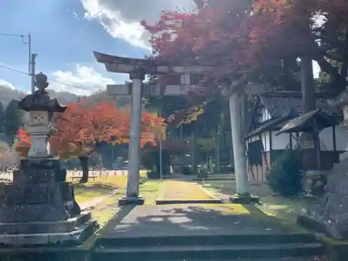 味真野神社の鳥居