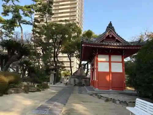 海清寺の{uncategorized: "未分類", other: "その他", undefined: "問題あり", building: "その他建物", grave: "お墓", sacred_gate: "鳥居", guardian: "狛犬", statue: "像", buddha: "仏像", history: "歴史", nature: "自然", garden: "庭園", animal: "動物", pagoda: "塔", temizu: "手水舎", mountain_gate: "山門・神門", sanctuary: "本殿・本堂", subordinate: "末社・摂社", art: "芸術", scenery: "景色", jizo: "地蔵", ema: "絵馬", goshuin: "御朱印", omikuji: "おみくじ", items: "授与品その他", amulet: "お守り", goshuincho: "御朱印帳", eats: "食事", festival: "お祭り", votive_dance: "神楽", shichigosan: "七五三参", wedding: "結婚式", experience: "体験その他", initially: "初詣", around: "周辺", anti_infection: "感染症対策"}