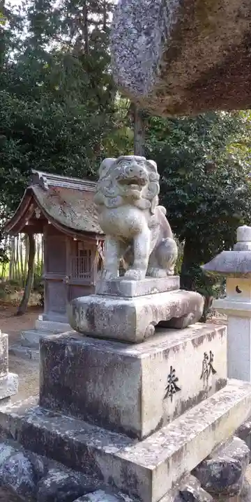 志那神社の狛犬