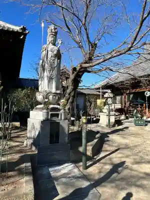 退魔寺(厄除茂呂不動尊)の{uncategorized: "未分類", other: "その他", undefined: "問題あり", building: "その他建物", grave: "お墓", sacred_gate: "鳥居", guardian: "狛犬", statue: "像", buddha: "仏像", history: "歴史", nature: "自然", garden: "庭園", animal: "動物", pagoda: "塔", temizu: "手水舎", mountain_gate: "山門・神門", sanctuary: "本殿・本堂", subordinate: "末社・摂社", art: "芸術", scenery: "景色", jizo: "地蔵", ema: "絵馬", goshuin: "御朱印", omikuji: "おみくじ", items: "授与品その他", amulet: "お守り", goshuincho: "御朱印帳", eats: "食事", festival: "お祭り", votive_dance: "神楽", shichigosan: "七五三参", wedding: "結婚式", experience: "体験その他", initially: "初詣", around: "周辺", anti_infection: "感染症対策"}