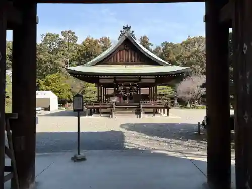 梅宮大社の{uncategorized: "未分類", other: "その他", undefined: "問題あり", building: "その他建物", grave: "お墓", sacred_gate: "鳥居", guardian: "狛犬", statue: "像", buddha: "仏像", history: "歴史", nature: "自然", garden: "庭園", animal: "動物", pagoda: "塔", temizu: "手水舎", mountain_gate: "山門・神門", sanctuary: "本殿・本堂", subordinate: "末社・摂社", art: "芸術", scenery: "景色", jizo: "地蔵", ema: "絵馬", goshuin: "御朱印", omikuji: "おみくじ", items: "授与品その他", amulet: "お守り", goshuincho: "御朱印帳", eats: "食事", festival: "お祭り", votive_dance: "神楽", shichigosan: "七五三参", wedding: "結婚式", experience: "体験その他", initially: "初詣", around: "周辺", anti_infection: "感染症対策"}