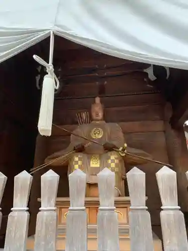 桑名宗社（春日神社）の像