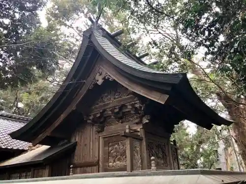丹生神社の本殿・本堂