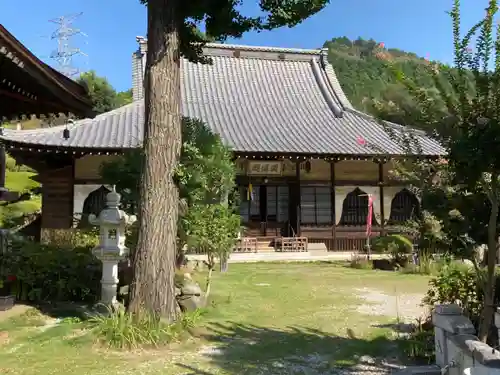 長念寺の本殿