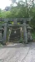 毛蕨神社の鳥居