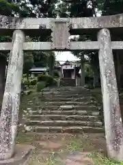 新城神社の鳥居