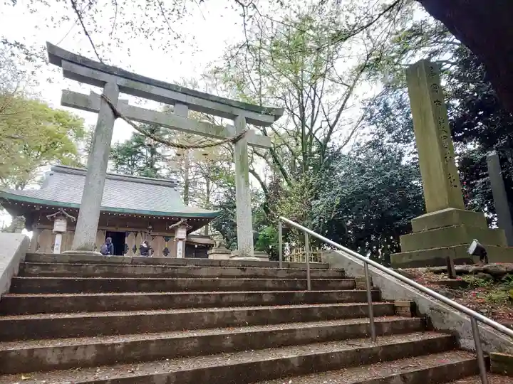 高岡市護国神社の鳥居