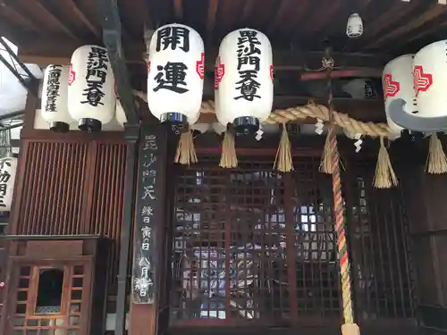 浪速寺の本殿・本堂