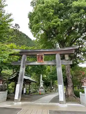 高麗神社の鳥居