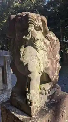 布智神社(本甲)の狛犬