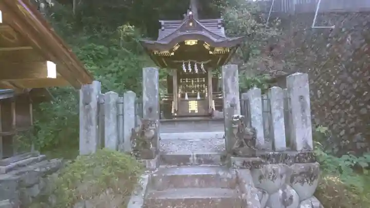 針綱神社の末社・摂社