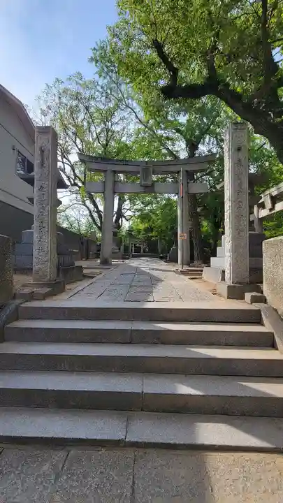 鳥飼八幡宮の鳥居