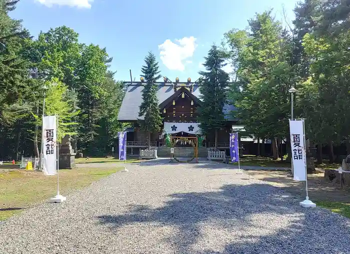 上川神社の本殿