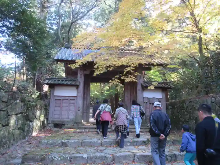 百済寺の山門・神門