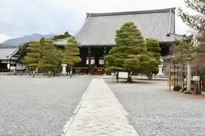 清凉寺の本殿・本堂
