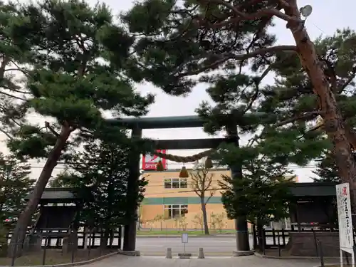 白石神社の鳥居