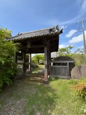 久原寺の{uncategorized: "未分類", other: "その他", undefined: "問題あり", building: "その他建物", grave: "お墓", sacred_gate: "鳥居", guardian: "狛犬", statue: "像", buddha: "仏像", history: "歴史", nature: "自然", garden: "庭園", animal: "動物", pagoda: "塔", temizu: "手水舎", mountain_gate: "山門・神門", sanctuary: "本殿・本堂", subordinate: "末社・摂社", art: "芸術", scenery: "景色", jizo: "地蔵", ema: "絵馬", goshuin: "御朱印", omikuji: "おみくじ", items: "授与品その他", amulet: "お守り", goshuincho: "御朱印帳", eats: "食事", festival: "お祭り", votive_dance: "神楽", shichigosan: "七五三参", wedding: "結婚式", experience: "体験その他", initially: "初詣", around: "周辺", anti_infection: "感染症対策"}