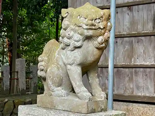 立志神社の狛犬