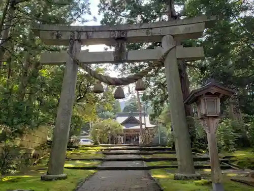 八幡宮の鳥居