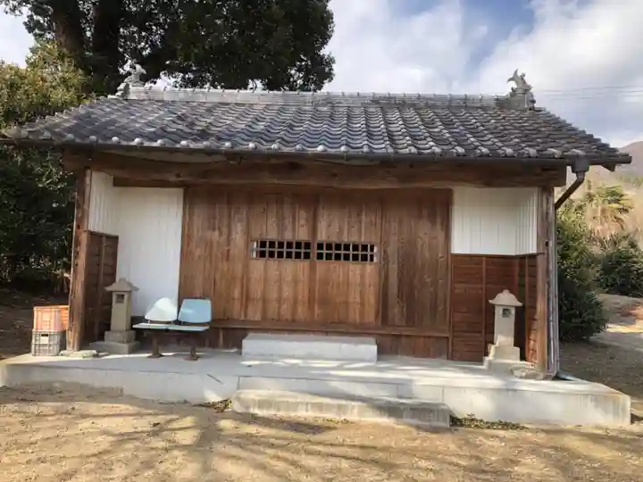 天都賀佐彦神社の本殿・本堂
