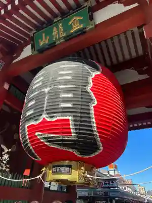 浅草寺の山門・神門