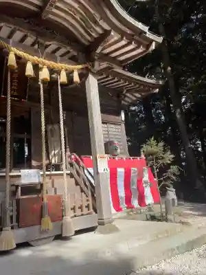鷲子山上神社の{uncategorized: "未分類", other: "その他", undefined: "問題あり", building: "その他建物", grave: "お墓", sacred_gate: "鳥居", guardian: "狛犬", statue: "像", buddha: "仏像", history: "歴史", nature: "自然", garden: "庭園", animal: "動物", pagoda: "塔", temizu: "手水舎", mountain_gate: "山門・神門", sanctuary: "本殿・本堂", subordinate: "末社・摂社", art: "芸術", scenery: "景色", jizo: "地蔵", ema: "絵馬", goshuin: "御朱印", omikuji: "おみくじ", items: "授与品その他", amulet: "お守り", goshuincho: "御朱印帳", eats: "食事", festival: "お祭り", votive_dance: "神楽", shichigosan: "七五三参", wedding: "結婚式", experience: "体験その他", initially: "初詣", around: "周辺", anti_infection: "感染症対策"}
