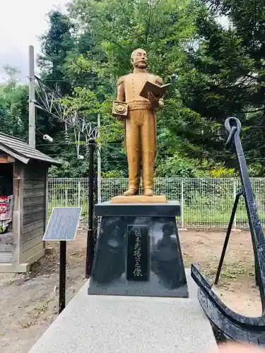 龍宮神社の像