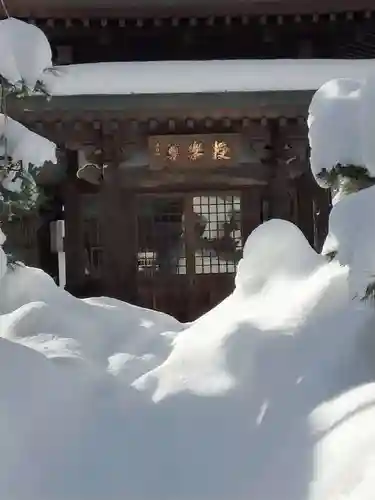 中央寺の末社