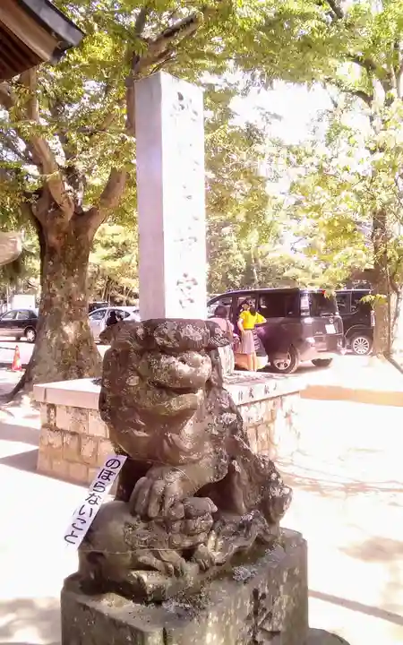 意富比神社の狛犬