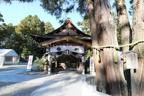 建部大社の本殿