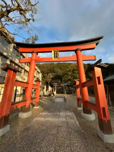 橿森神社の{uncategorized: "未分類", other: "その他", undefined: "問題あり", building: "その他建物", grave: "お墓", sacred_gate: "鳥居", guardian: "狛犬", statue: "像", buddha: "仏像", history: "歴史", nature: "自然", garden: "庭園", animal: "動物", pagoda: "塔", temizu: "手水舎", mountain_gate: "山門・神門", sanctuary: "本殿・本堂", subordinate: "末社・摂社", art: "芸術", scenery: "景色", jizo: "地蔵", ema: "絵馬", goshuin: "御朱印", omikuji: "おみくじ", items: "授与品その他", amulet: "お守り", goshuincho: "御朱印帳", eats: "食事", festival: "お祭り", votive_dance: "神楽", shichigosan: "七五三参", wedding: "結婚式", experience: "体験その他", initially: "初詣", around: "周辺", anti_infection: "感染症対策"}