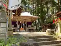 坪沼八幡神社の本殿・本堂