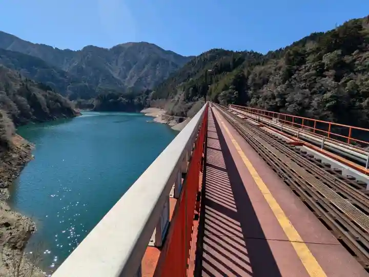 智満寺の{uncategorized: "未分類", other: "その他", undefined: "問題あり", building: "その他建物", grave: "お墓", sacred_gate: "鳥居", guardian: "狛犬", statue: "像", buddha: "仏像", history: "歴史", nature: "自然", garden: "庭園", animal: "動物", pagoda: "塔", temizu: "手水舎", mountain_gate: "山門・神門", sanctuary: "本殿・本堂", subordinate: "末社・摂社", art: "芸術", scenery: "景色", jizo: "地蔵", ema: "絵馬", goshuin: "御朱印", omikuji: "おみくじ", items: "授与品その他", amulet: "お守り", goshuincho: "御朱印帳", eats: "食事", festival: "お祭り", votive_dance: "神楽", shichigosan: "七五三参", wedding: "結婚式", experience: "体験その他", initially: "初詣", around: "周辺", anti_infection: "感染症対策"}