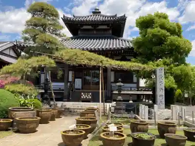 最勝寺の本殿・本堂