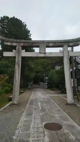 八王子神社の鳥居